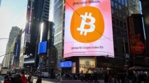 هذه التطورات بعد أن شهدت بتكوين تقلبات حادة خلال جلسة التداول الأميركية يوم الأربعاء